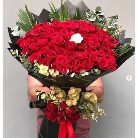 101 Adet Gül